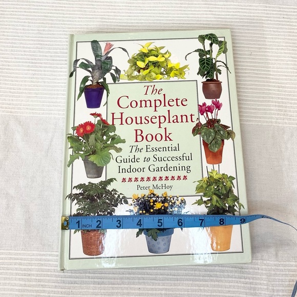The Complete Houseplant Book
The Essential Guide to Successful Indoor Gardening - Picture 3 of 9